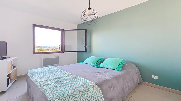 Ma-Cabane - Vente Appartement HYERES, 60 m²