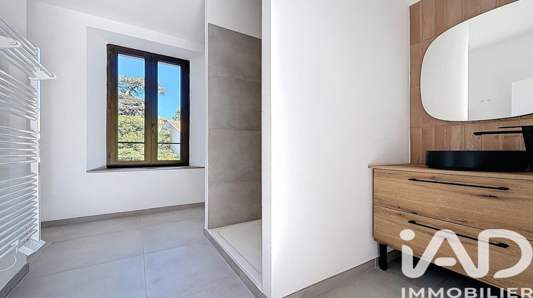 Ma-Cabane - Vente Appartement Hyères, 69 m²