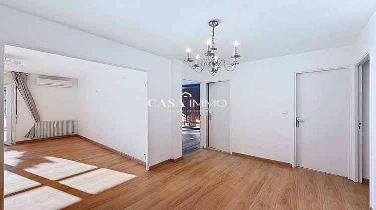 Ma-Cabane - Vente Appartement Hyères, 70 m²