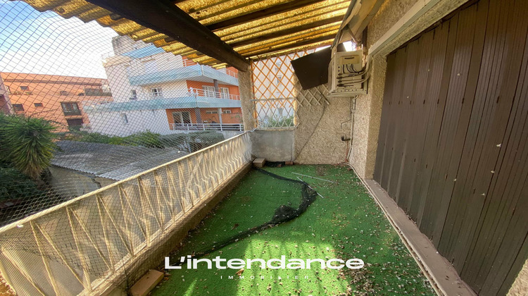 Ma-Cabane - Vente Appartement Hyères, 250 m²