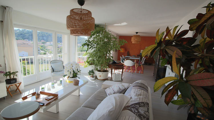 Ma-Cabane - Vente Appartement Hyères, 75 m²