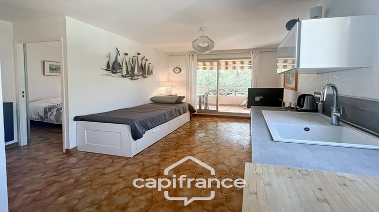 Ma-Cabane - Vente Appartement HYERES, 30 m²