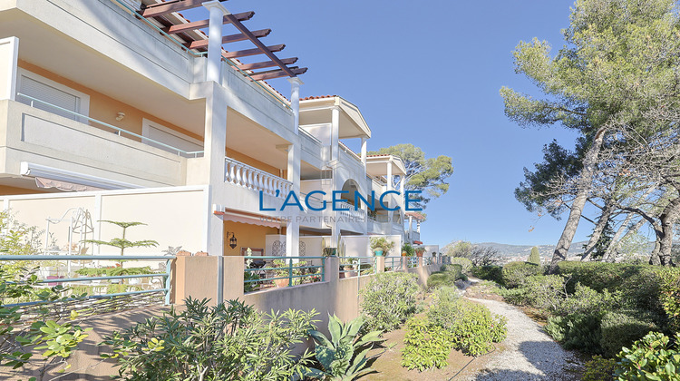 Ma-Cabane - Vente Appartement Hyères, 108 m²