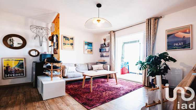 Ma-Cabane - Vente Appartement Hyères, 54 m²