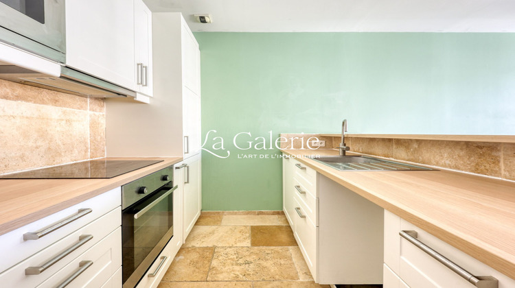 Ma-Cabane - Vente Appartement Hyères, 73 m²