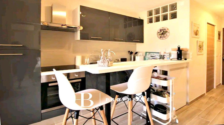 Ma-Cabane - Vente Appartement HYERES, 33 m²