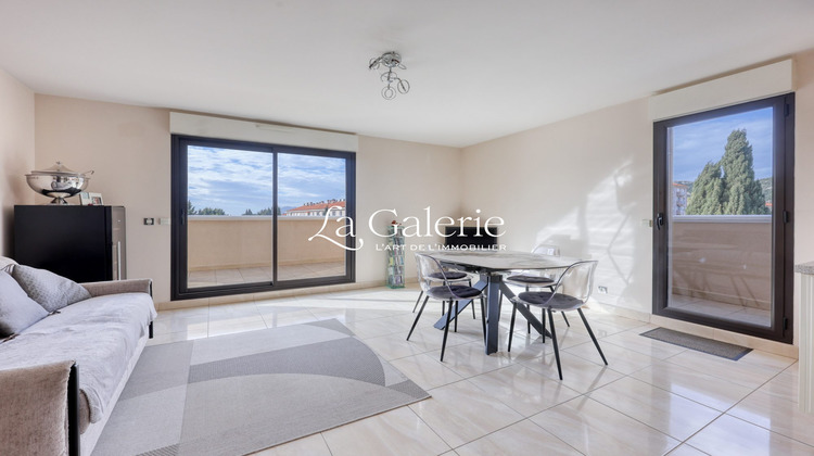 Ma-Cabane - Vente Appartement Hyères, 46 m²