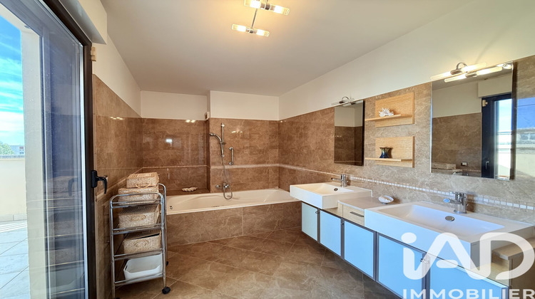 Ma-Cabane - Vente Appartement Hyères, 138 m²