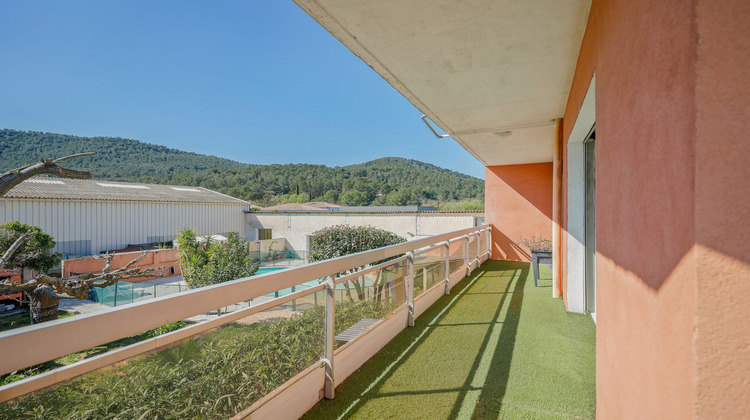 Ma-Cabane - Vente Appartement Hyères, 102 m²