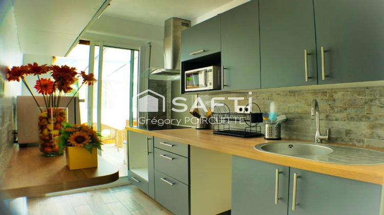 Ma-Cabane - Vente Appartement Hyeres, 63 m²