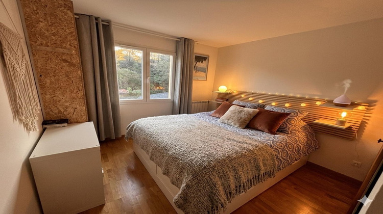 Ma-Cabane - Vente Appartement Hyeres, 87 m²