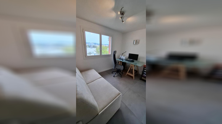 Ma-Cabane - Vente Appartement HYERES, 58 m²