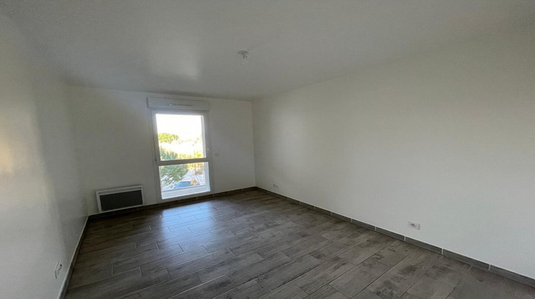 Ma-Cabane - Vente Appartement HYERES, 38 m²