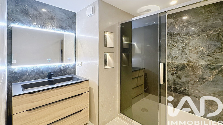 Ma-Cabane - Vente Appartement Hyères, 64 m²