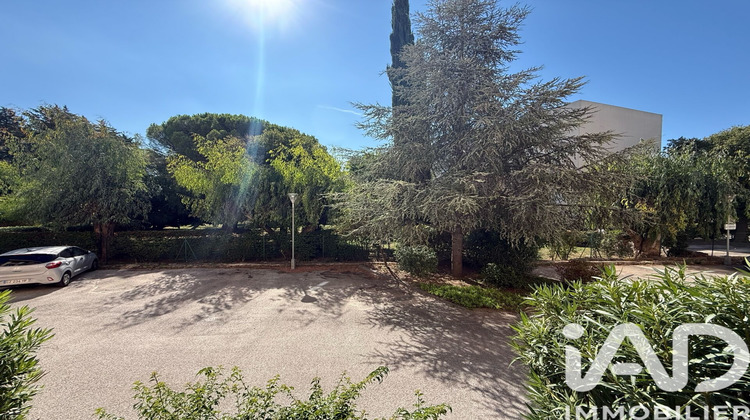 Ma-Cabane - Vente Appartement Hyères, 61 m²
