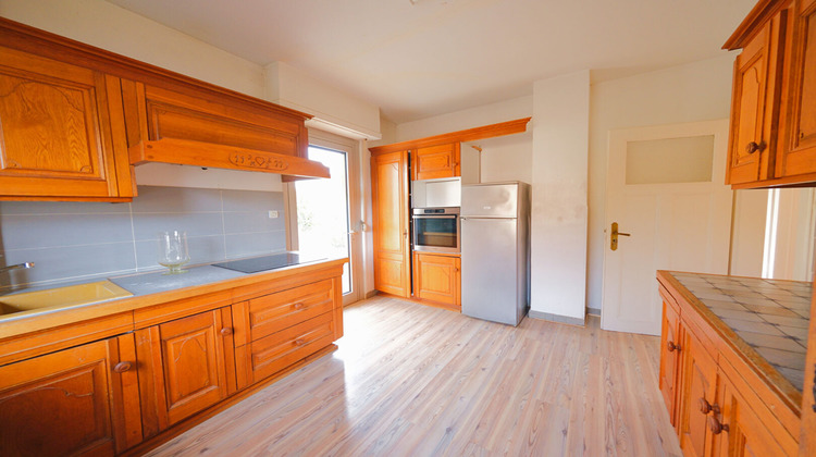 Ma-Cabane - Vente Appartement ILLKIRCH-GRAFFENSTADEN, 85 m²