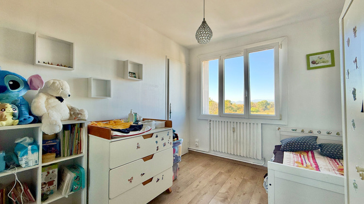 Ma-Cabane - Vente Appartement IRIGNY, 90 m²