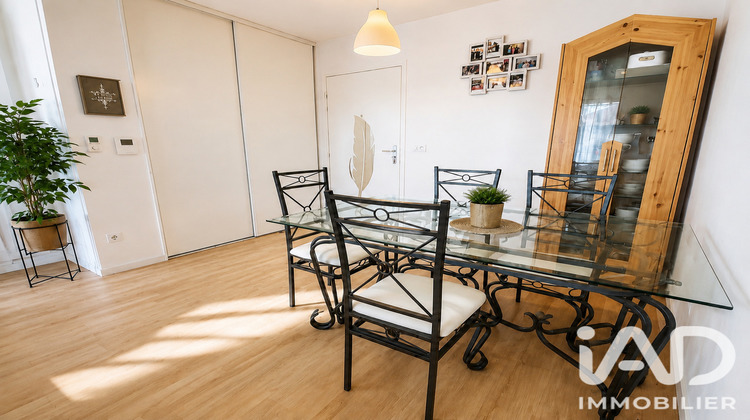 Ma-Cabane - Vente Appartement Isle d'Abeau, 57 m²
