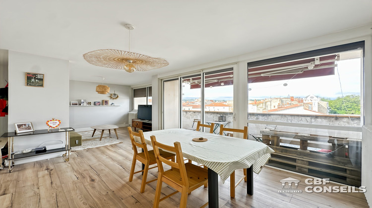 Ma-Cabane - Vente Appartement Issoire, 67 m²