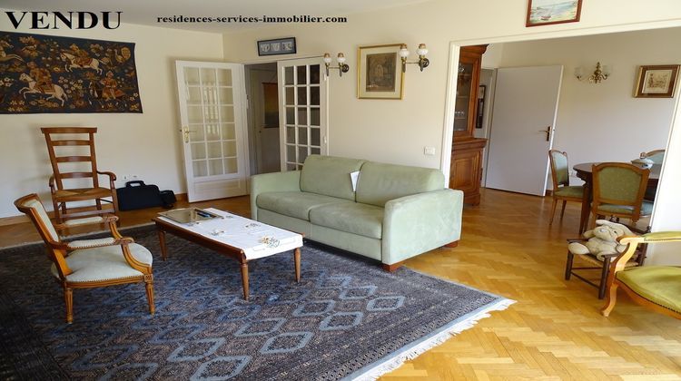 Ma-Cabane - Vente Appartement Issy-les-Moulineaux, 64 m²