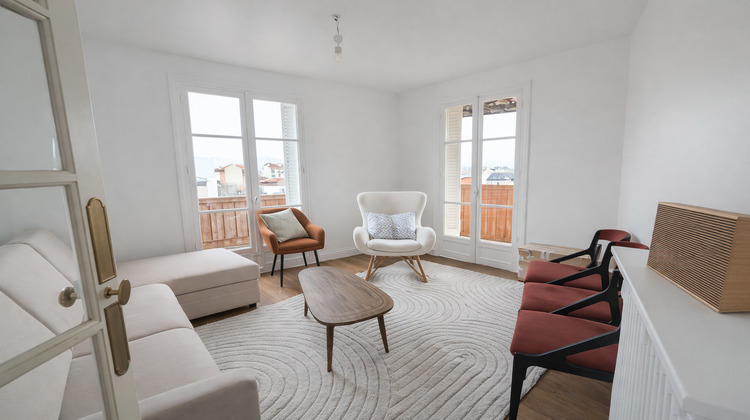 Ma-Cabane - Vente Appartement Issy-les-Moulineaux, 106 m²
