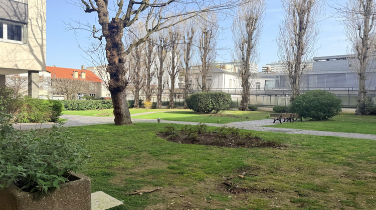 Ma-Cabane - Vente Appartement Issy-les-Moulineaux, 70 m²