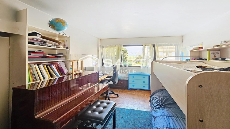 Ma-Cabane - Vente Appartement Issy-les-Moulineaux, 72 m²