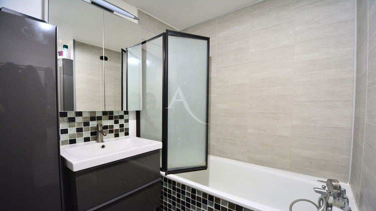 Ma-Cabane - Vente Appartement IVRY-SUR-SEINE, 77 m²