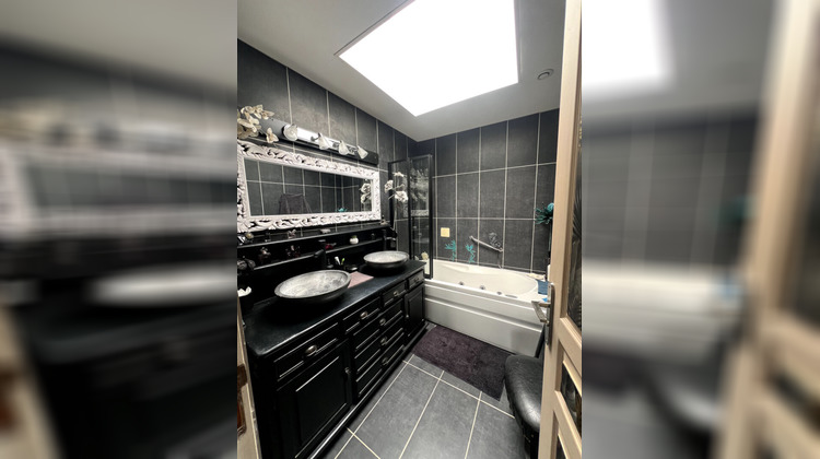 Ma-Cabane - Vente Appartement JARD-SUR-MER, 128 m²