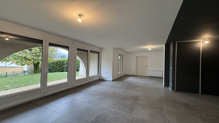 Ma-Cabane - Vente Appartement Jarrie, 74 m²