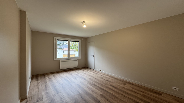 Ma-Cabane - Vente Appartement Jarrie, 74 m²