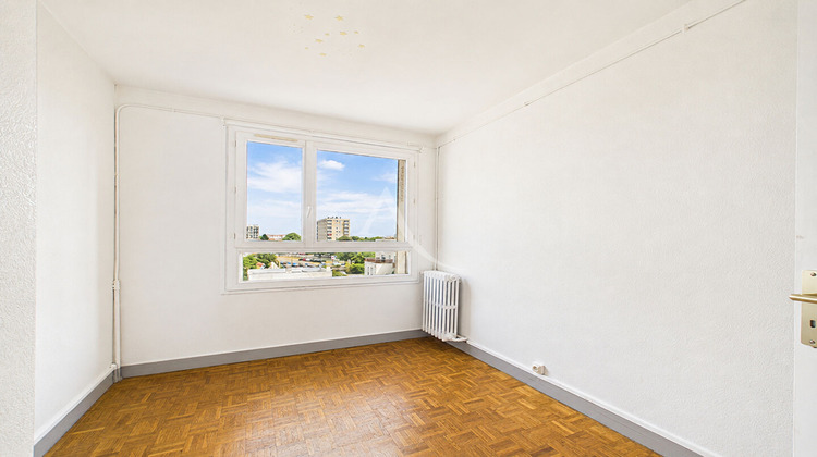 Ma-Cabane - Vente Appartement JOINVILLE-LE-PONT, 70 m²