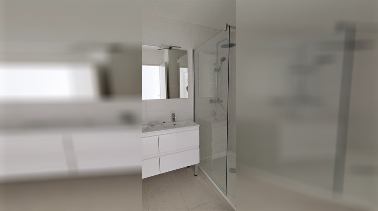 Ma-Cabane - Vente Appartement Jonquières-Saint-Vincent, 83 m²