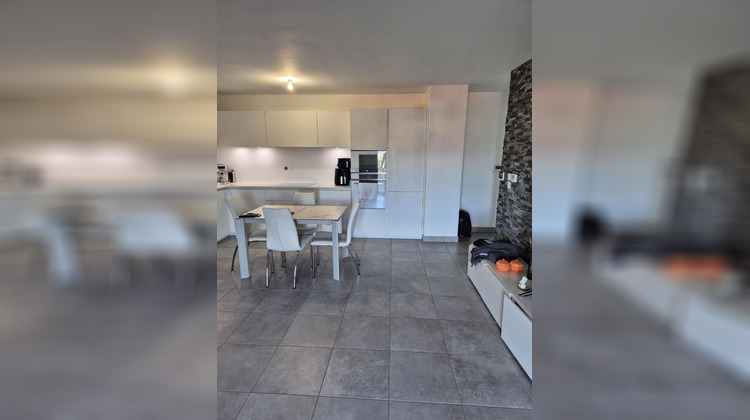 Ma-Cabane - Vente Appartement JONS, 82 m²