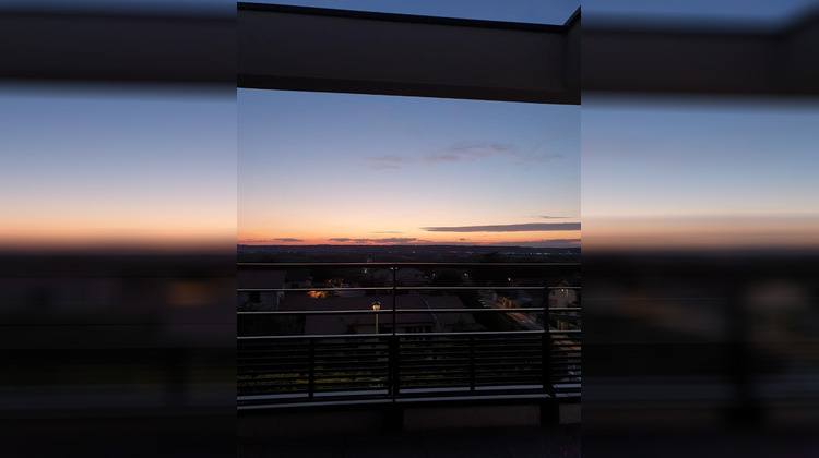 Ma-Cabane - Vente Appartement JONS, 82 m²