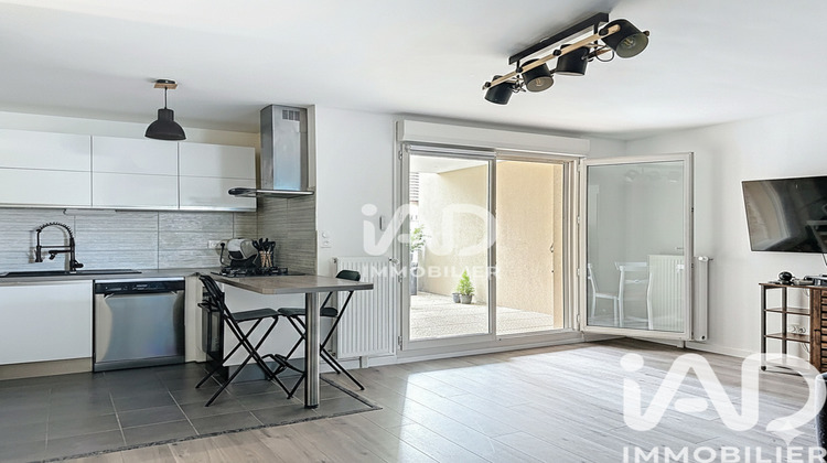 Ma-Cabane - Vente Appartement Jouars-Pontchartrain, 76 m²