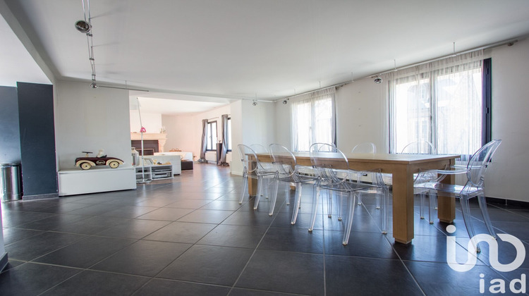 Ma-Cabane - Vente Appartement Jouy-en-Josas, 192 m²