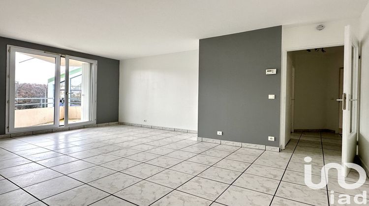 Ma-Cabane - Vente Appartement Jouy-le-Moutier, 61 m²