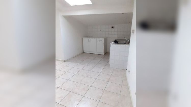 Ma-Cabane - Vente Appartement JUJURIEUX, 57 m²