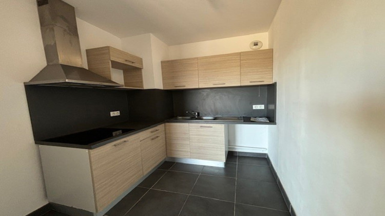 Ma-Cabane - Vente Appartement Juvignac, 65 m²