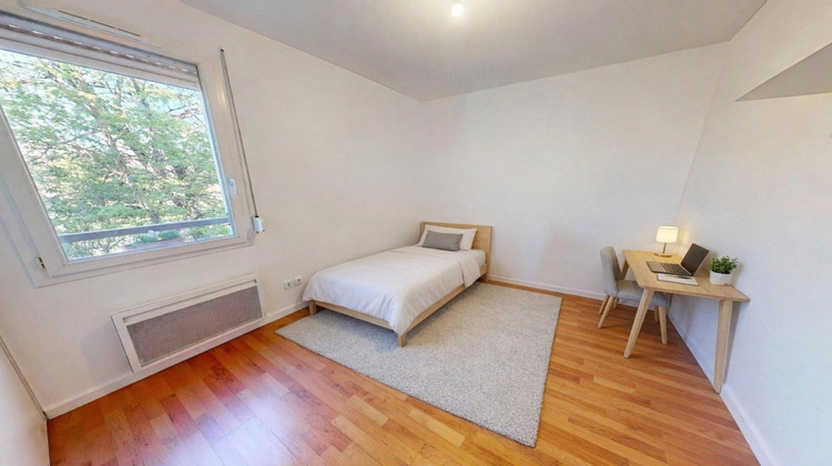 Ma-Cabane - Vente Appartement L' Isle-d'Abeau, 70 m²