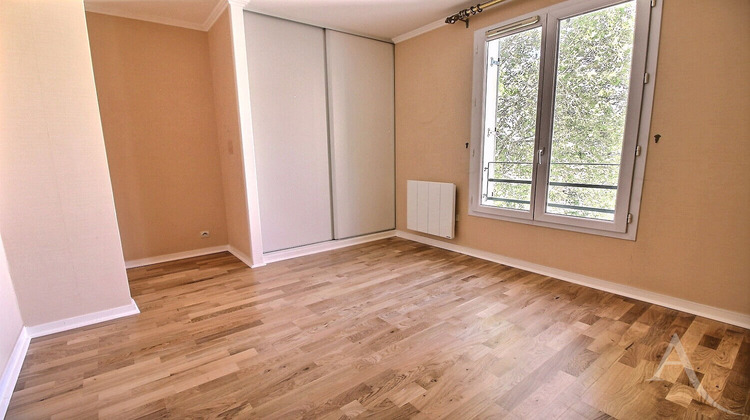 Ma-Cabane - Vente Appartement L'HAY-LES-ROSES, 77 m²