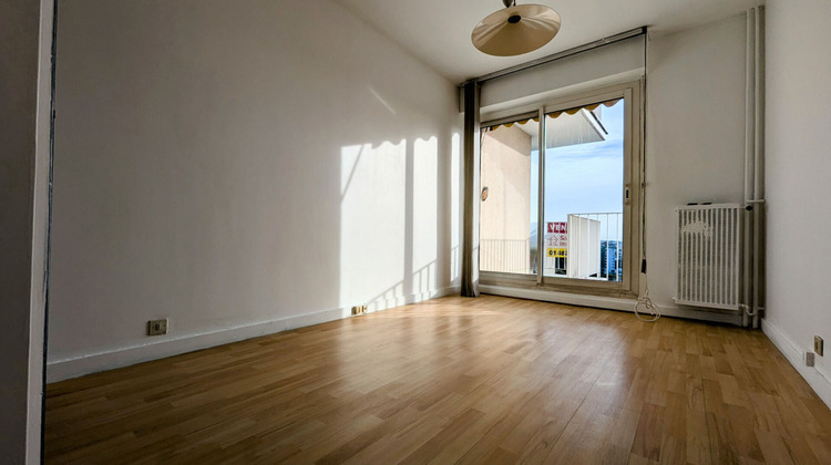 Ma-Cabane - Vente Appartement L'ILE-SAINT-DENIS, 65 m²