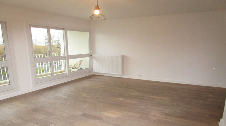 Ma-Cabane - Vente Appartement L'ILE-SAINT-DENIS, 66 m²