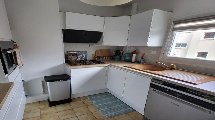 Ma-Cabane - Vente Appartement L'ILE-SAINT-DENIS, 55 m²