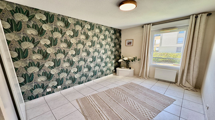 Ma-Cabane - Vente Appartement L'ISLE-D'ABEAU, 54 m²