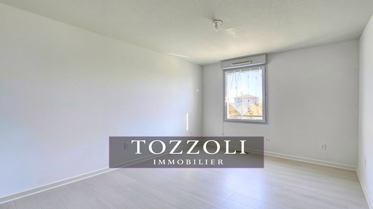 Ma-Cabane - Vente Appartement L'ISLE-D'ABEAU, 63 m²