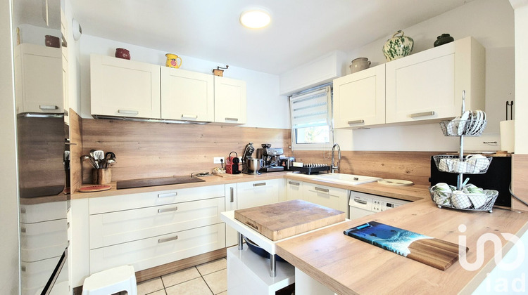 Ma-Cabane - Vente Appartement L'Isle-sur-la-Sorgue, 84 m²