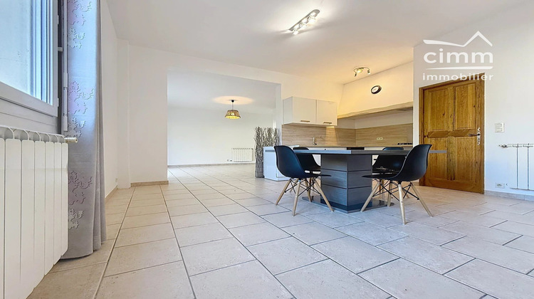 Ma-Cabane - Vente Appartement L'Isle-sur-la-Sorgue, 59 m²