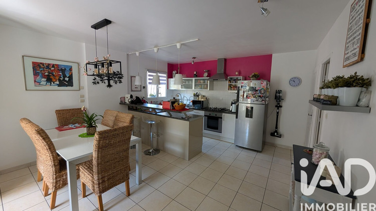 Ma-Cabane - Vente Appartement L'Isle-sur-la-Sorgue, 58 m²
